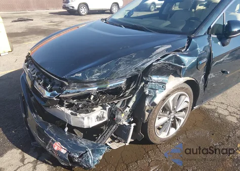 2018 Honda Clarity Plug-In Hybrid Touring z USA, uszkodzony, nr VIN JHMZC5F35JC015508